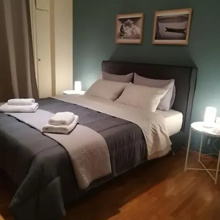 Apartment Unique 3 Bdrm Apartment, 5 Min Walk From Acropolis Athens